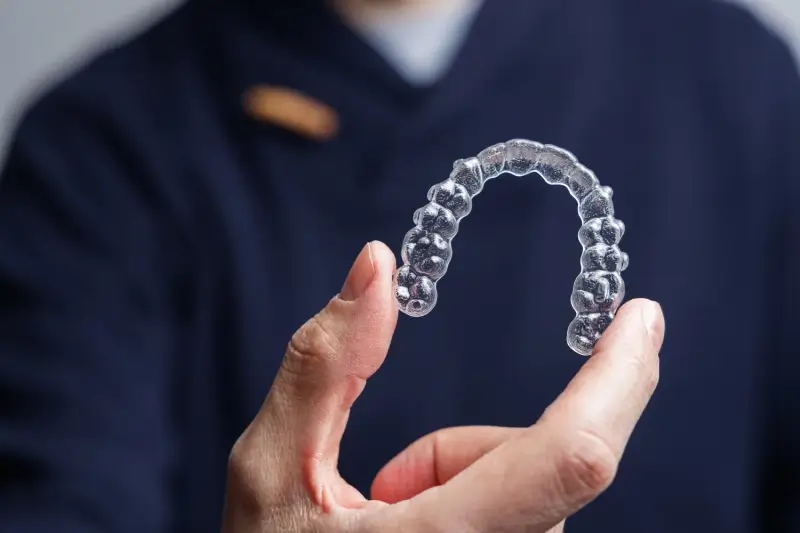 Jak długo trwa leczenie Invisalign?